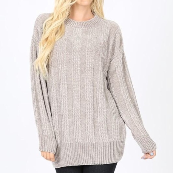 Penna&Pine Sweaters - *ONE LEFT* GRAY CABLE KNIT CHENILLE SWEATER